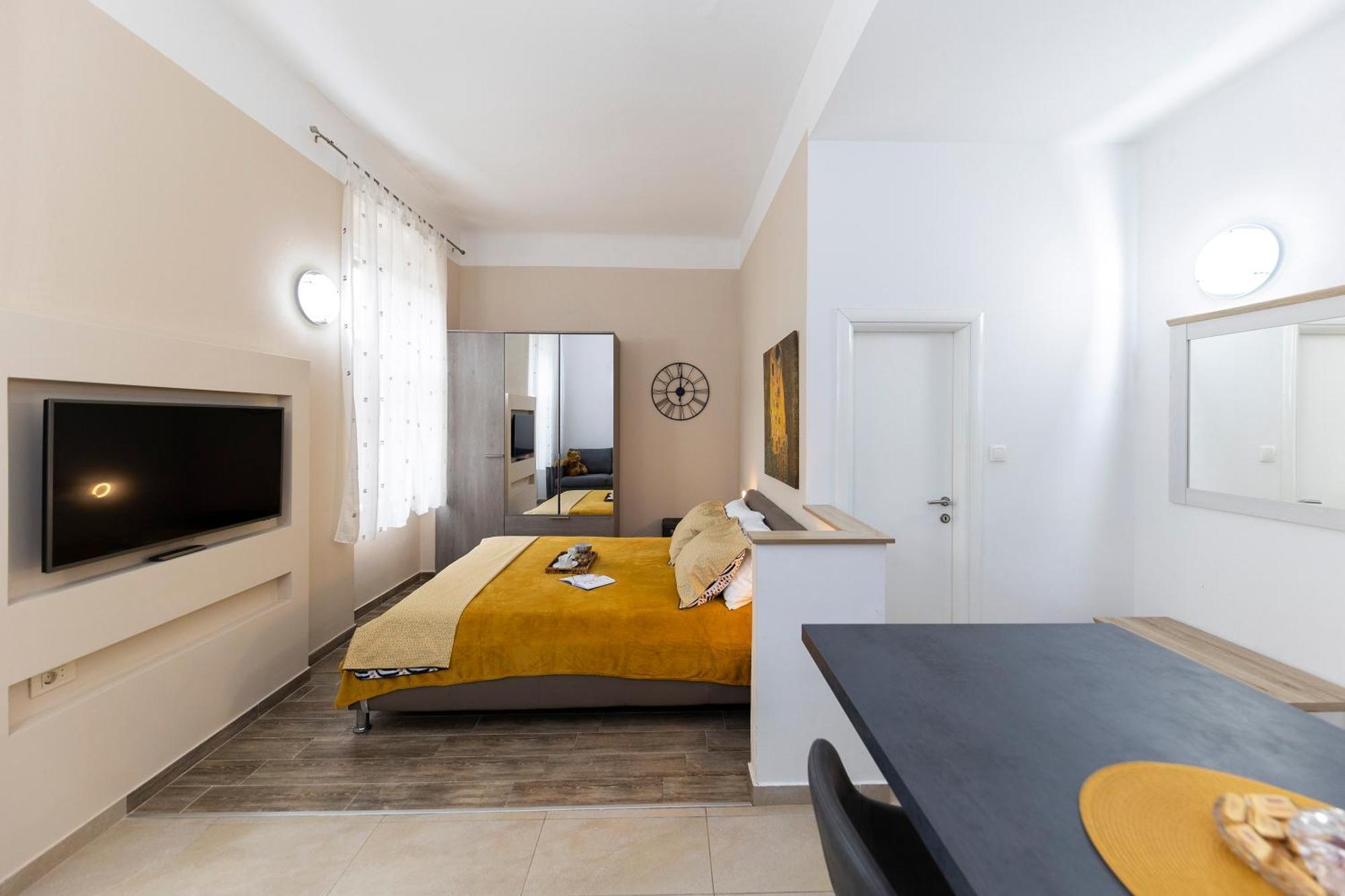 Apartments & Rooms Kolovare Beach 3, Zadar Eksteriør billede